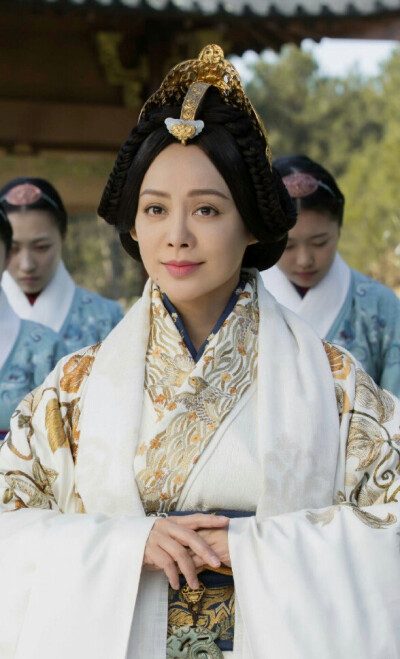 男爵夫人哪里找_男爵夫人线索_夫人爵位