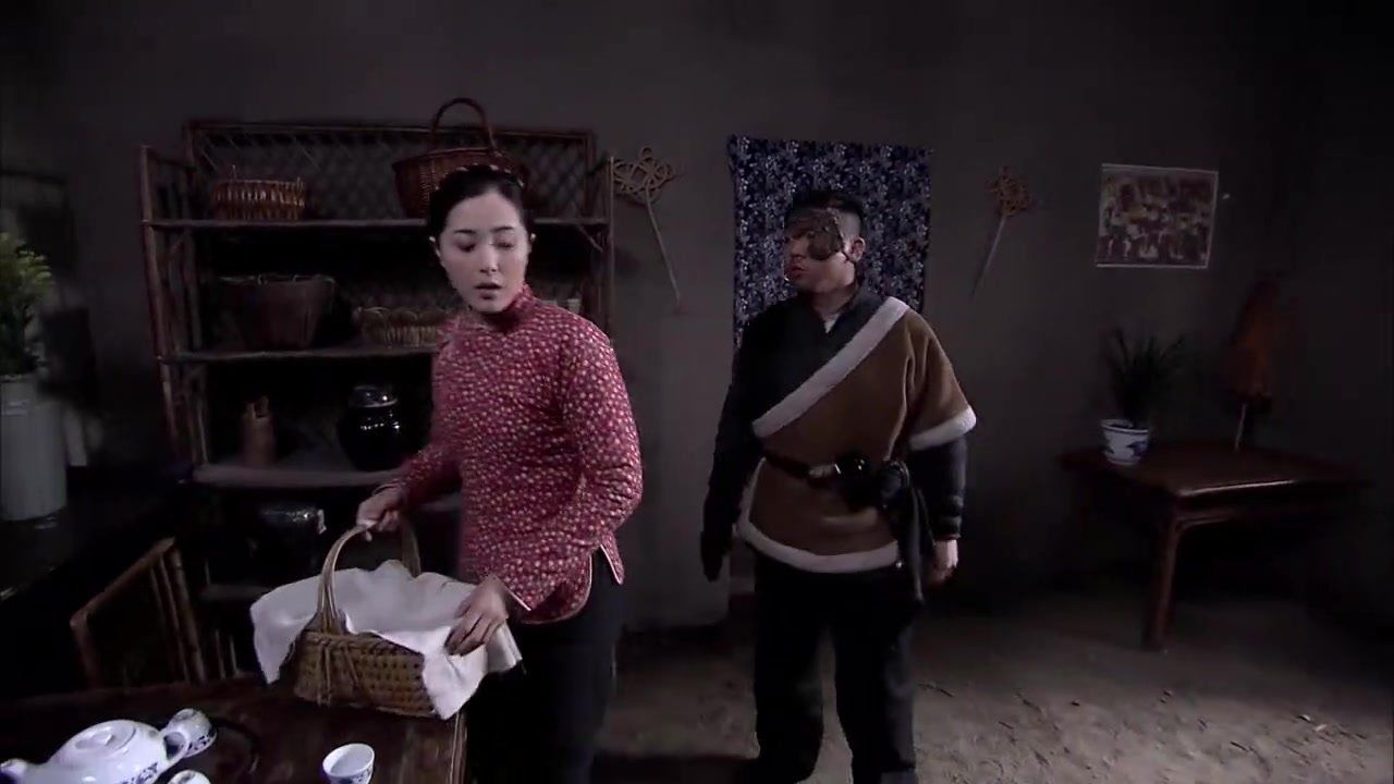 虐土匪战士女主是谁_女战士被土匪虐_女土匪头子受伤