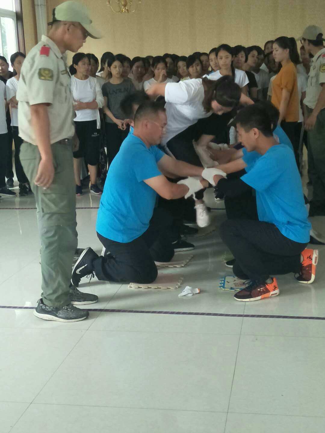 培训大全团队游戏有哪些_团队培训游戏大全_团队培训活动游戏