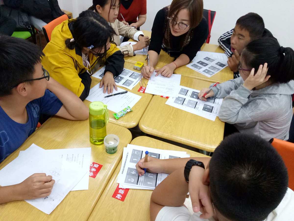 一年级新生破冰游戏_大一新生破冰游戏_新生破冰游戏