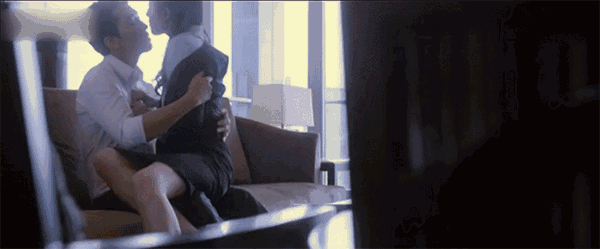 日本90后美女性感视频_美女摸大腿丝袜激情吻戏_日本性感美女激情吻戏视频