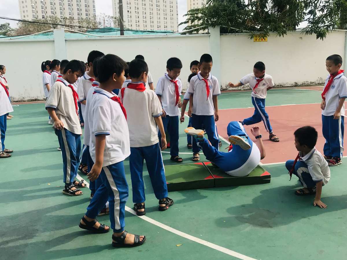 体育溜溜布_溜溜体育_体育溜溜球