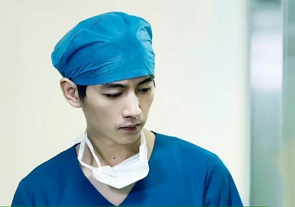 白衣性恋爱症候群_白衣恋爱症候群复诊_白衣恋爱症候群复诊攻略