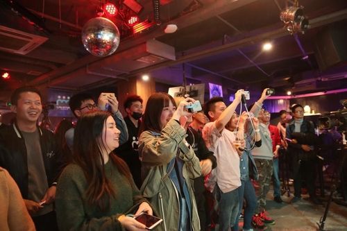 视频直播手机游戏怎么弄_游戏视频手机直播_视频直播手机游戏推荐