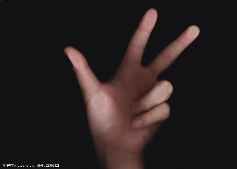 玩手机游戏用哪几个手指多_手指打游戏_用手玩游戏的有哪些