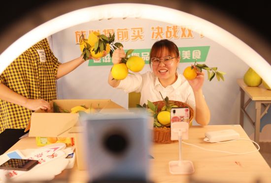 神通乡巴佬_神通乡巴佬豆瓣_神通乡巴佬电影