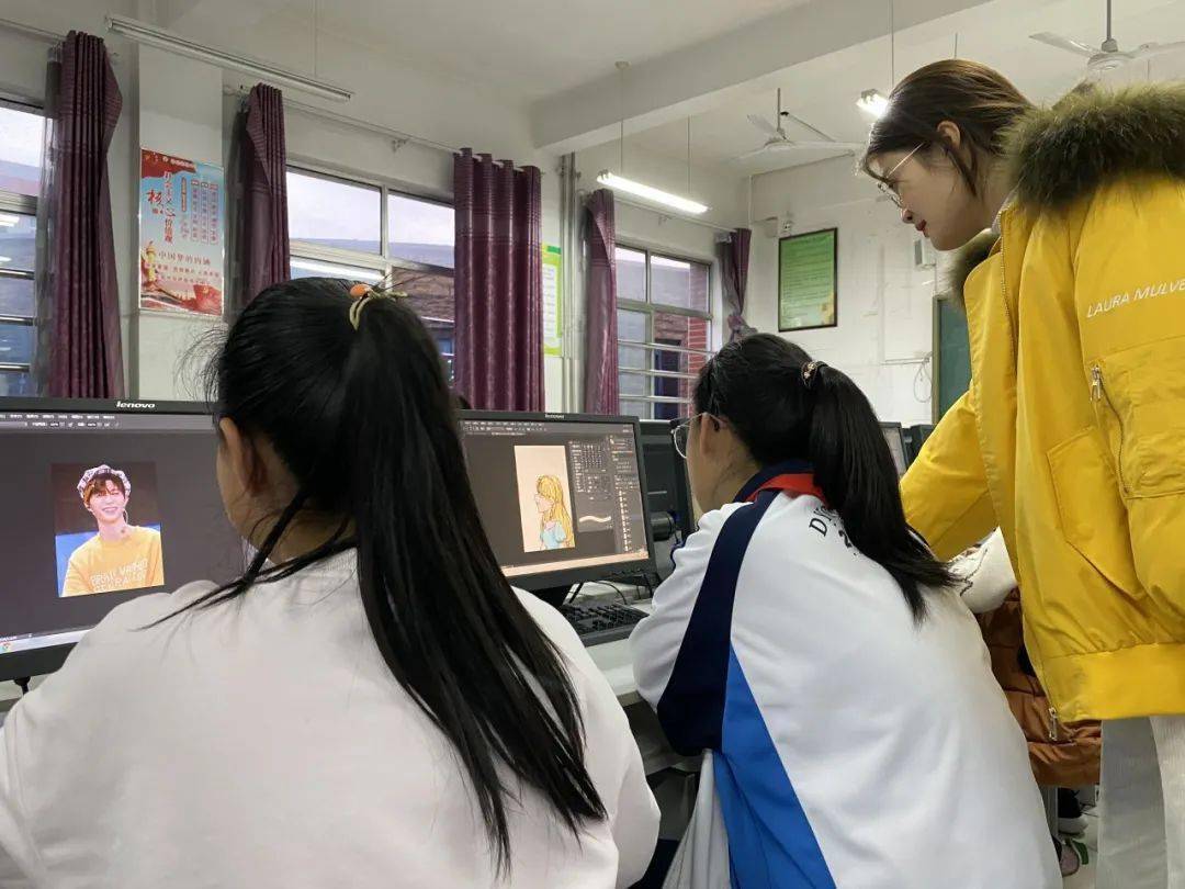 转校生游戏官网_转校生转生币_转校生手机游戏