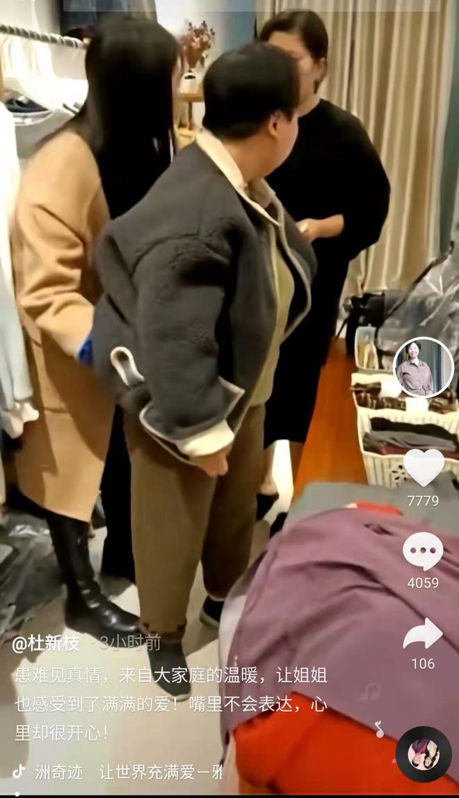 玩大人游戏什么意思_小朋友玩大人手机游戏视频_大人小孩一起玩的游戏视频