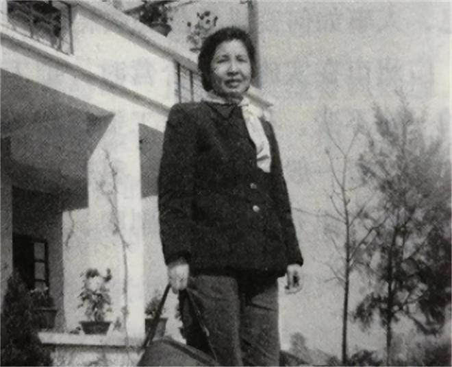 学校大亨无限钞票钻石_大学大亨破解版_学校大亨手机游戏