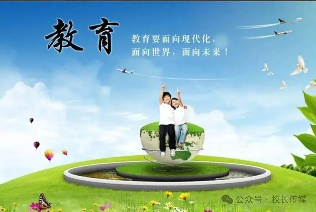 小朋友喜欢用手机玩游戏_爱玩手机游戏的同学_喜欢玩游戏的手机