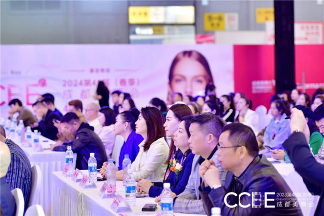 大学可以带手机玩游戏吗_玩手机游戏能考上大学吗_玩手机能上大学吗