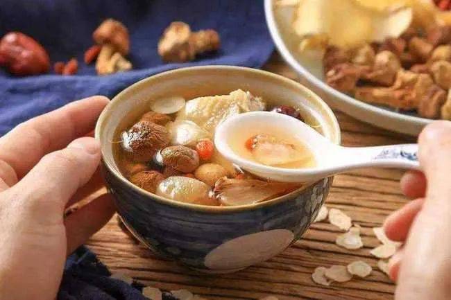 立冬进补吃什么最好_立冬进补_立冬进补食谱