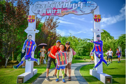 玩游戏手机画质变模糊了怎么办_画面玩手机游戏有哪些_玩手机游戏画面