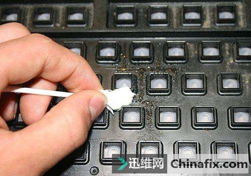 笔记本键盘玩不了游戏_笔记本玩游戏键盘不能用_游戏笔记本手机键盘没反应