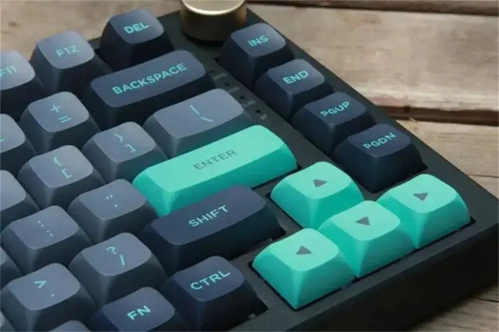 好玩的键盘游戏_最香的游戏键盘推荐手机_键盘玩的手机游戏