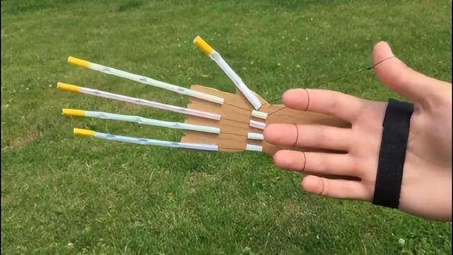 吸油管神器_吸管吸油的手机游戏_吸管抽油什么原理