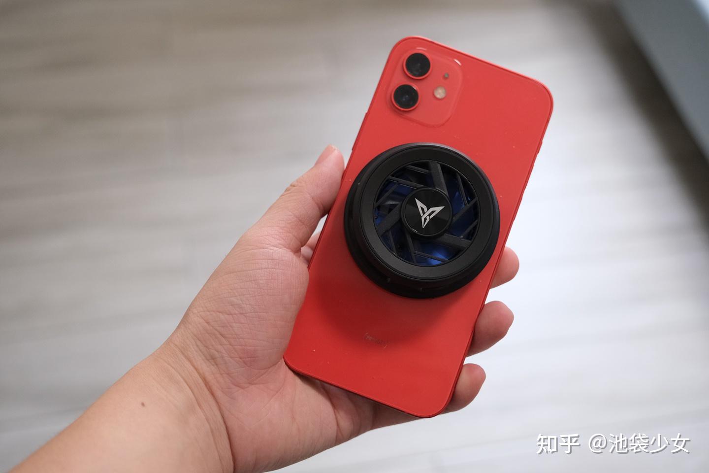 用散热背夹打游戏伤手机吗_散热背夹会夹坏手机吗_散热背夹伤手机吗