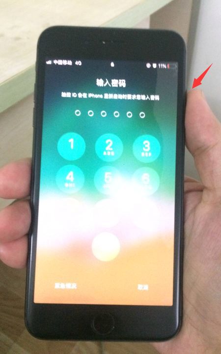 用手机打游戏会不会卡屏_会玩游戏卡_打游戏手机屏幕卡怎么办