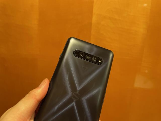 游戏手机的肩键可以更换吗_手机游戏肩键坏了能修吗_游戏手机肩键容易坏吗