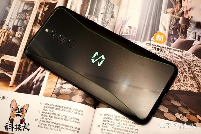 平板玩游戏会卡吗_玩游戏不卡的高端手机平板_平板高端卡玩手机游戏能玩吗