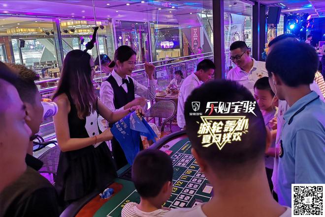 撕衣服游戏下载手机版_撕衣服游戏下载手机版_撕衣服游戏下载手机版