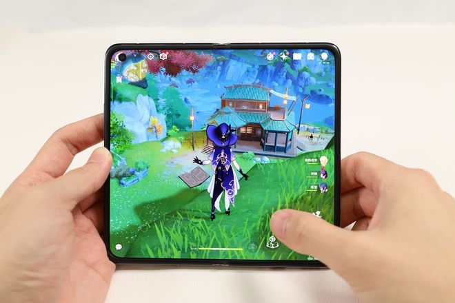 玩游戏把手机屏放大_玩游戏大屏幕手机_放大屏玩手机游戏会怎么样