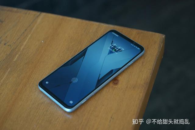手机游戏是哪个国家发明的_手机游戏是用什么语言编写的_游戏手机是哪个