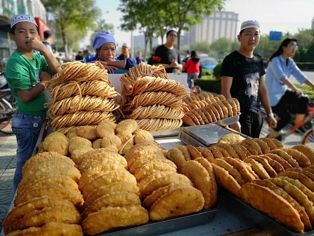 古尔邦节是哪一天_古尔邦节这一天要干什么_古尔邦节的一天
