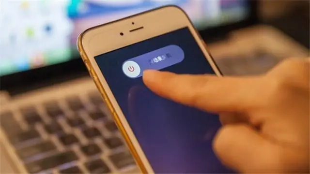玩游戏手机不断重启_玩游戏时手机重启_玩游戏手机重启是什么毛病