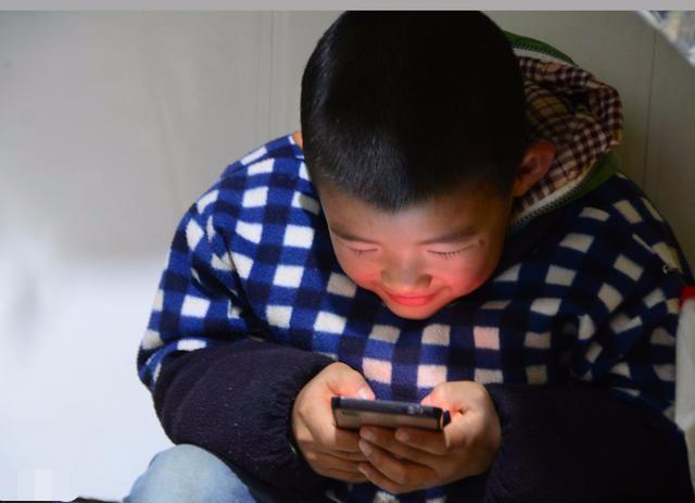 适合小学生手机制作游戏软件_小学生用手机做游戏_小学生手机做游戏用什么