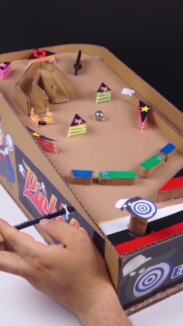 如何用纸板制作手机可以玩_纸板玩版手机做游戏用什么软件_用纸板做的玩游戏手机版
